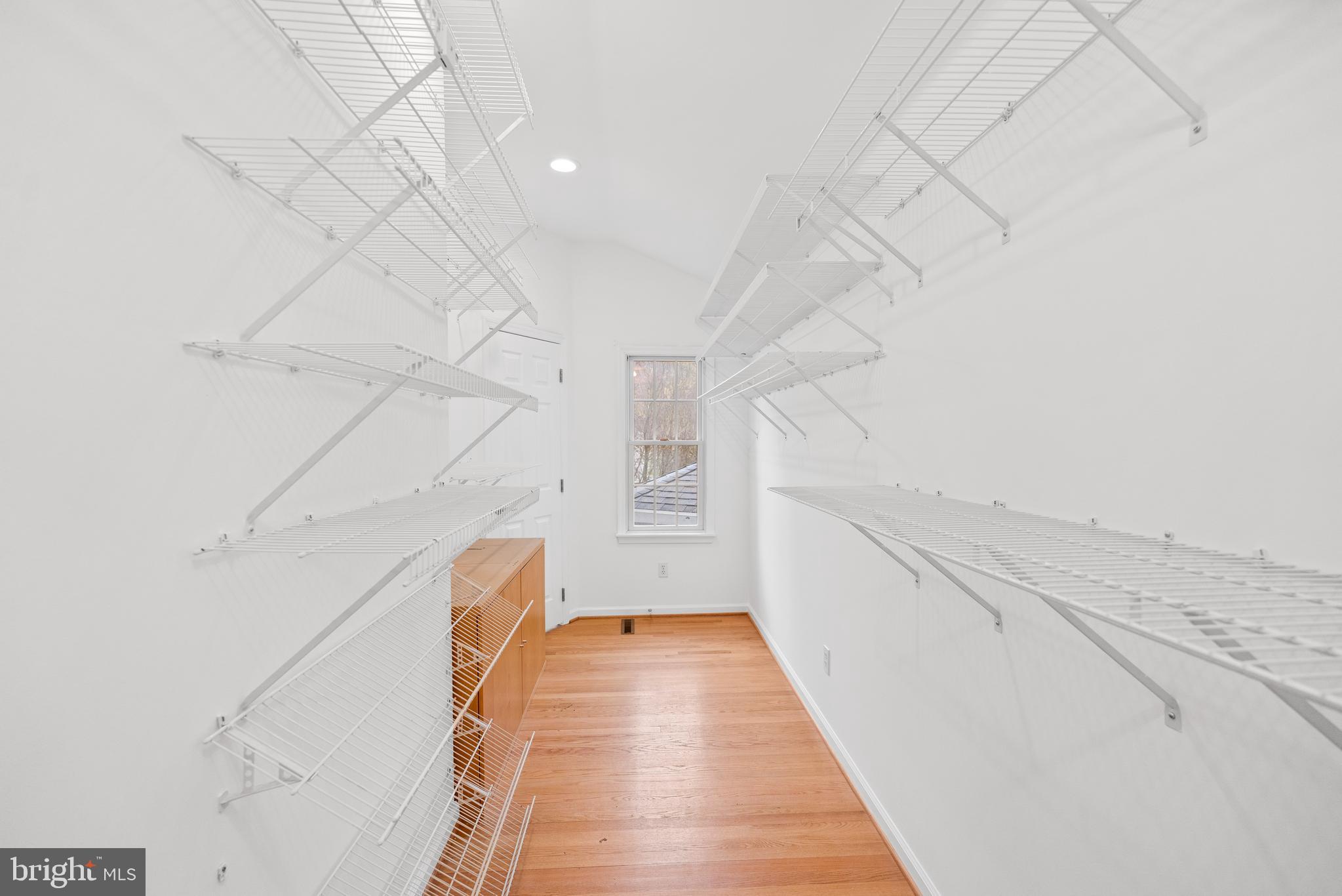 ROCKSHIRE - Residential