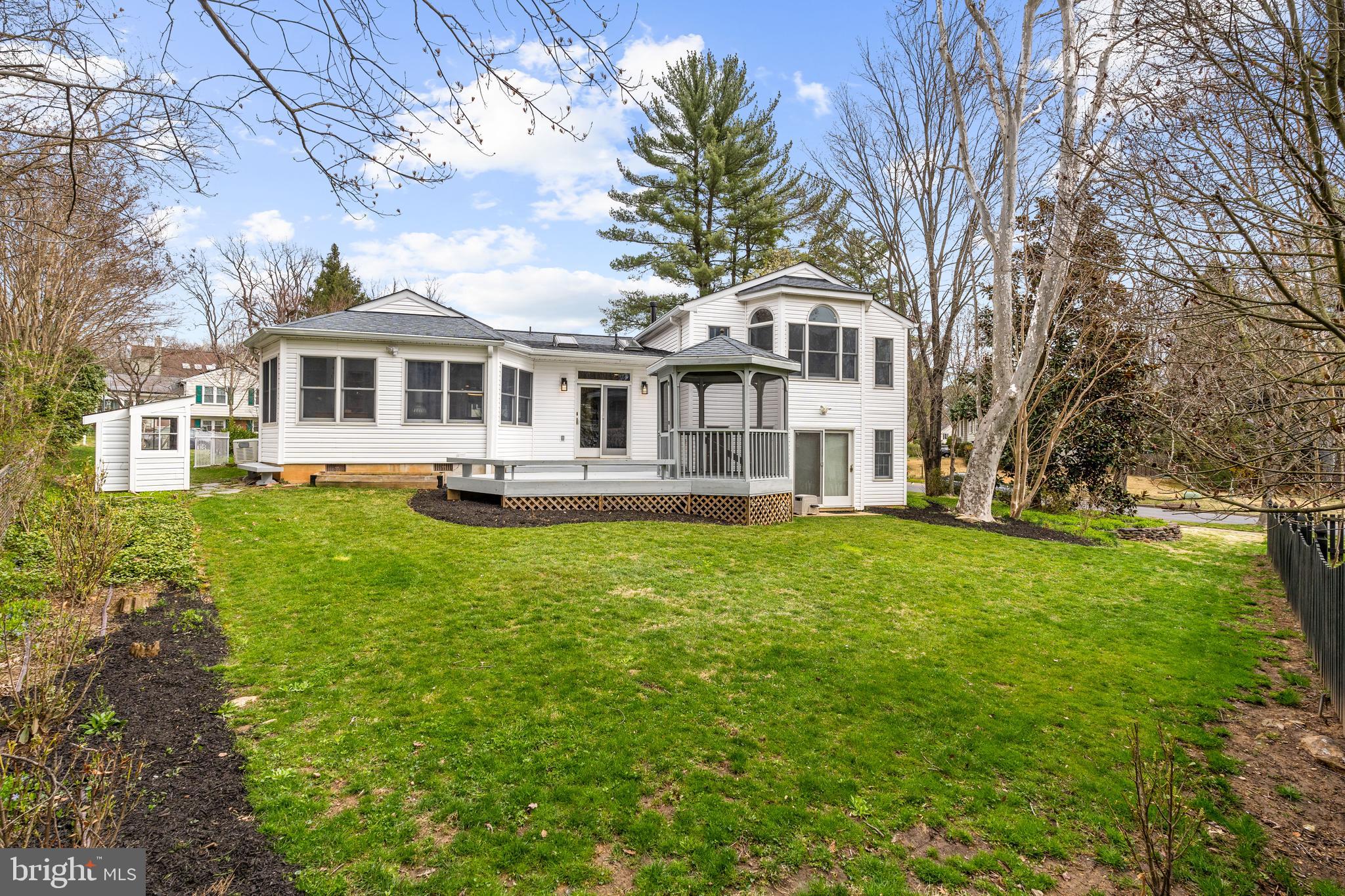 ROCKSHIRE - Residential