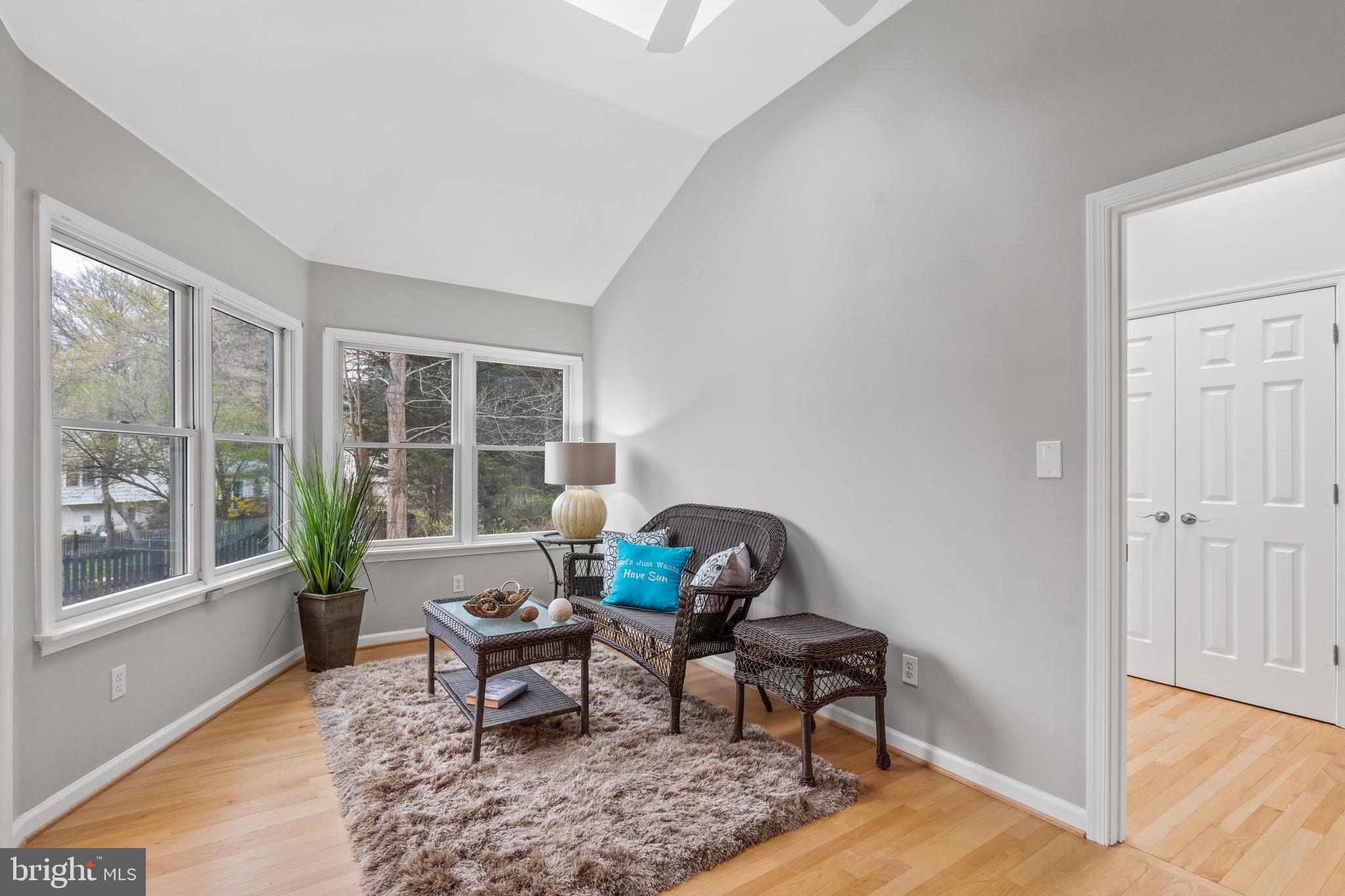 ROCKSHIRE - Residential