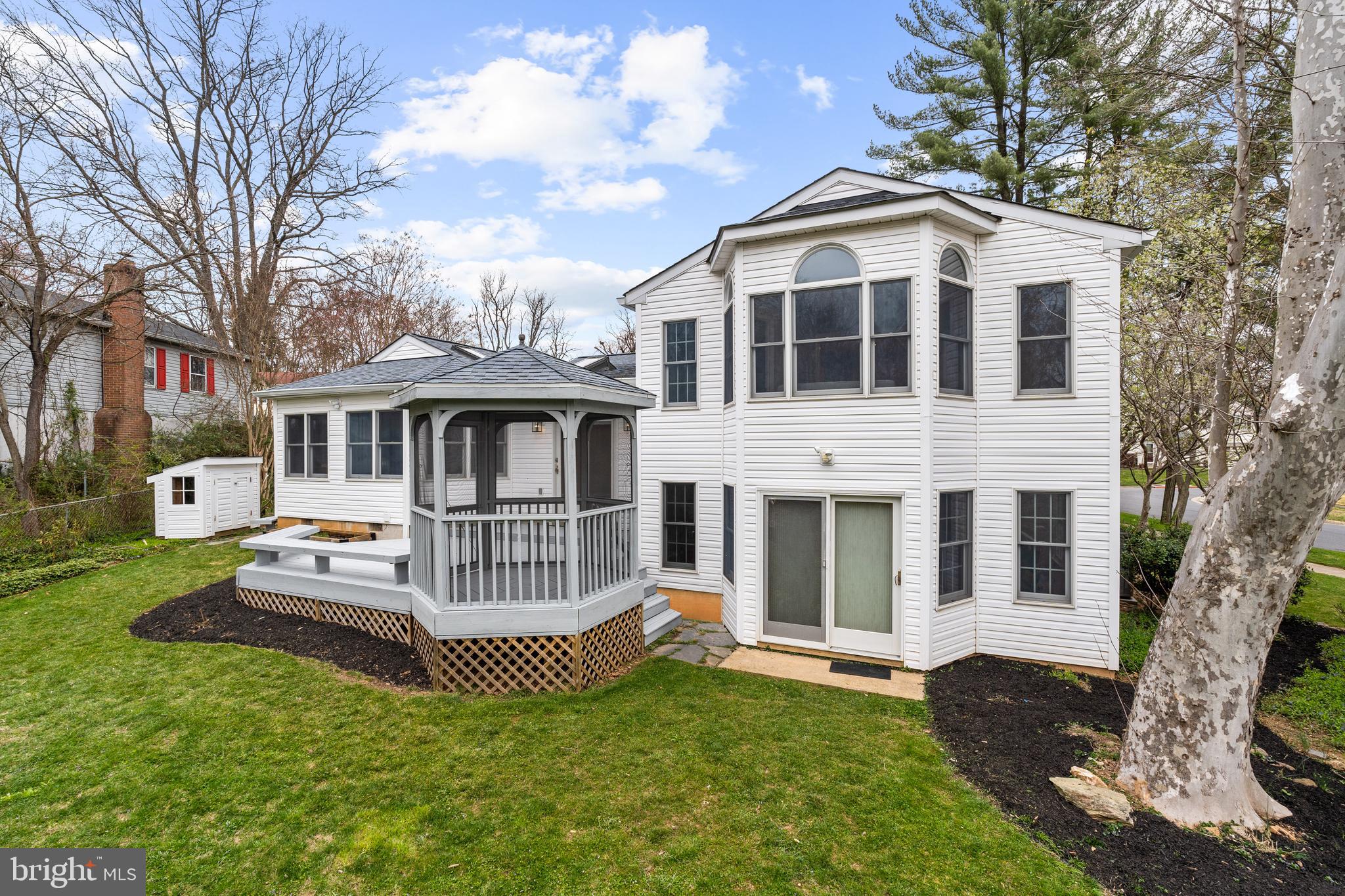 ROCKSHIRE - Residential