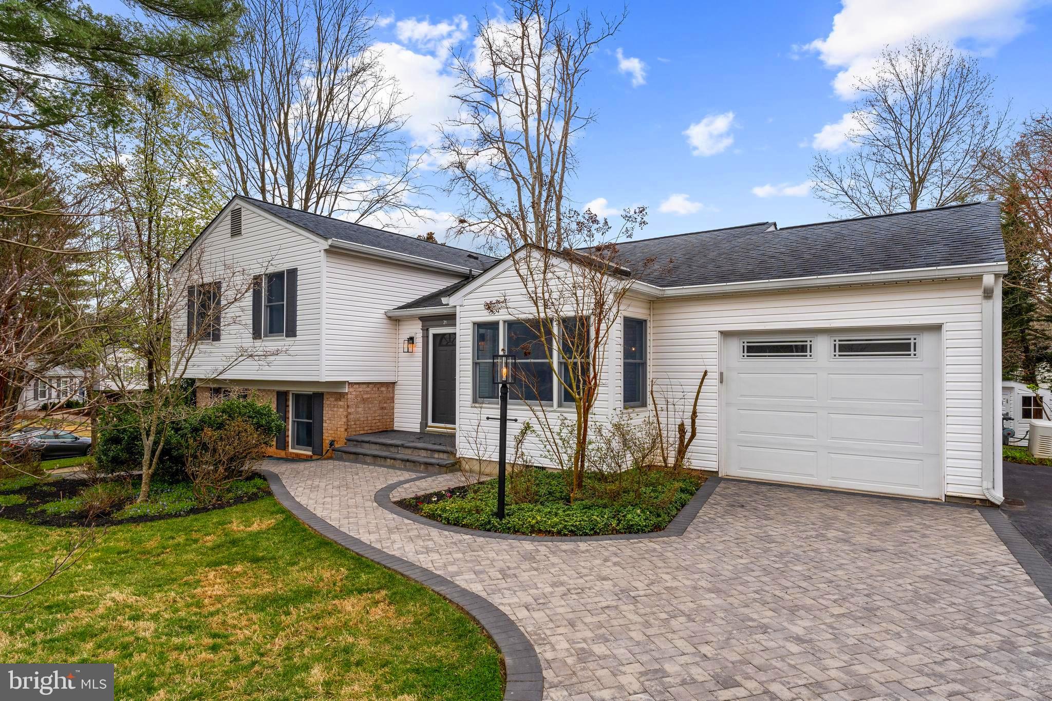 ROCKSHIRE - Residential