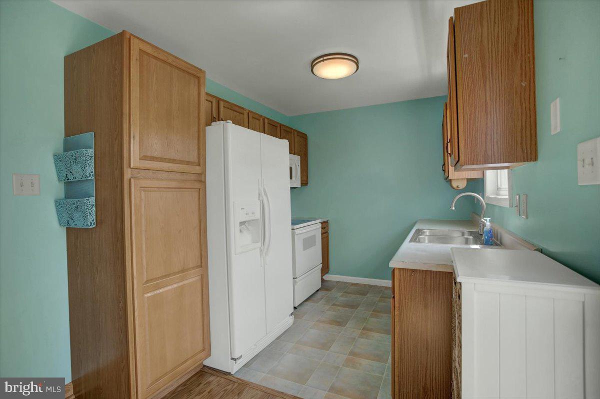 WILLOWDALE - Residential