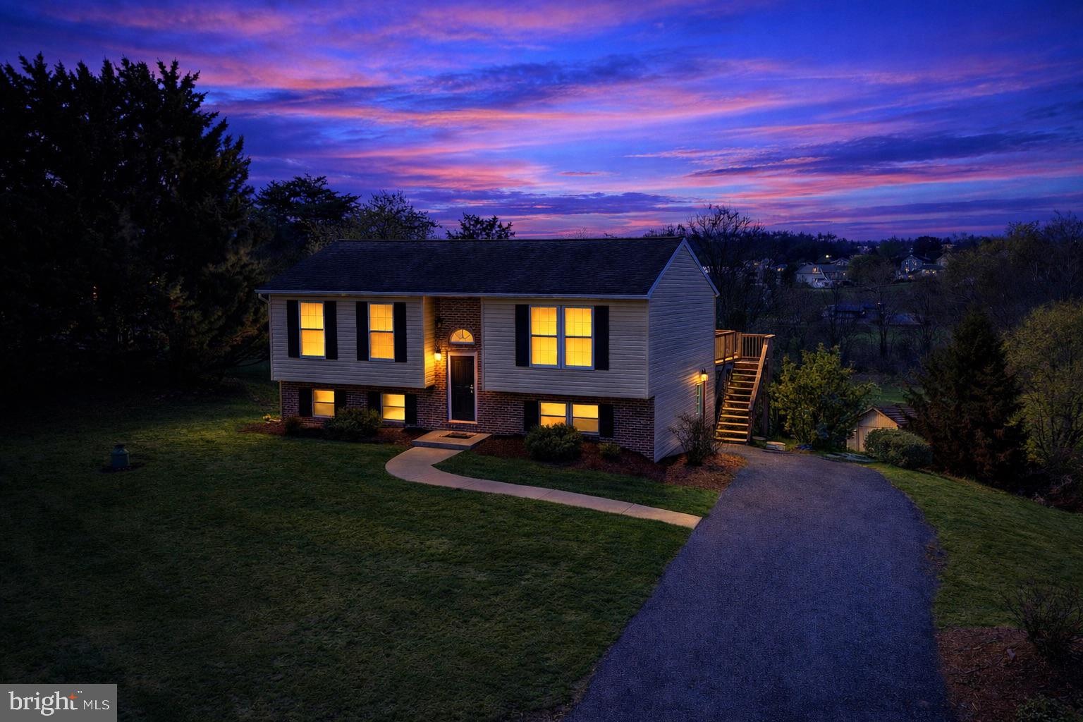 WILLOWDALE - Residential