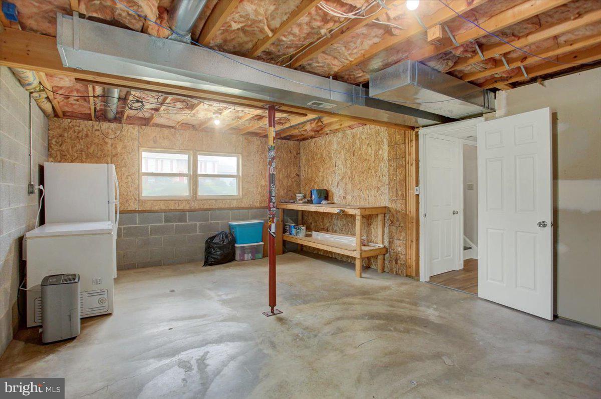 WILLOWDALE - Residential