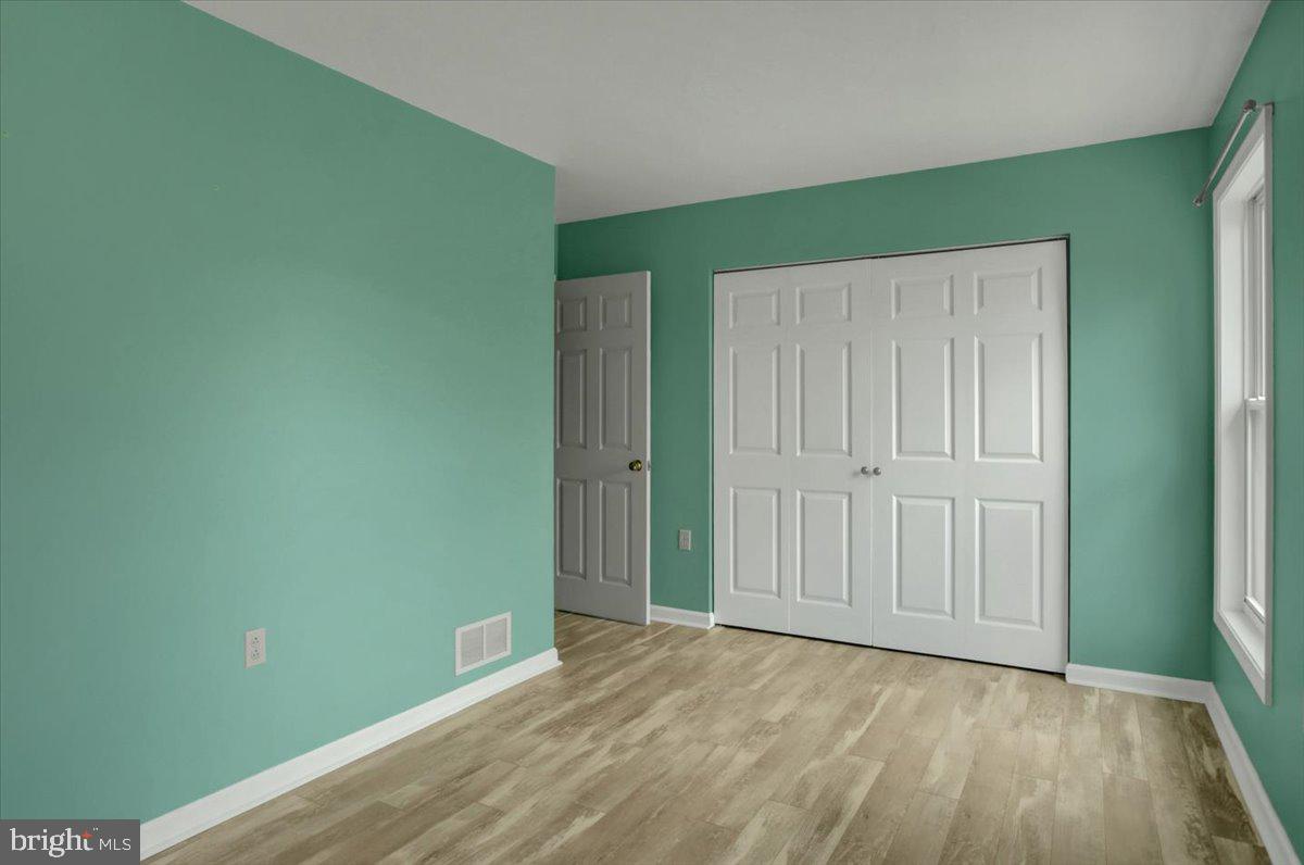 WILLOWDALE - Residential