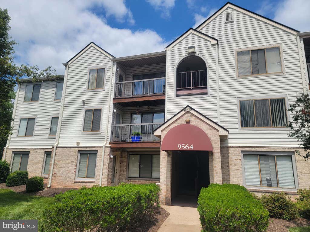 Photo of 9564 Cannoneer Court #301, MANASSAS, VA 20110 (MLS # VAMN2011290)