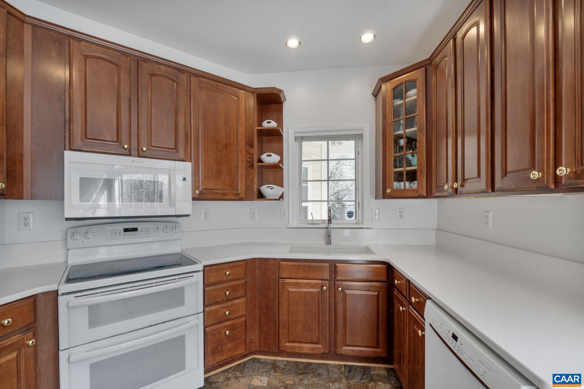 FOREST LAKES SOUTH - Residential