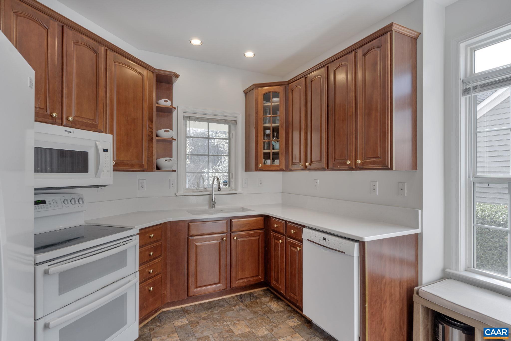 FOREST LAKES SOUTH - Residential