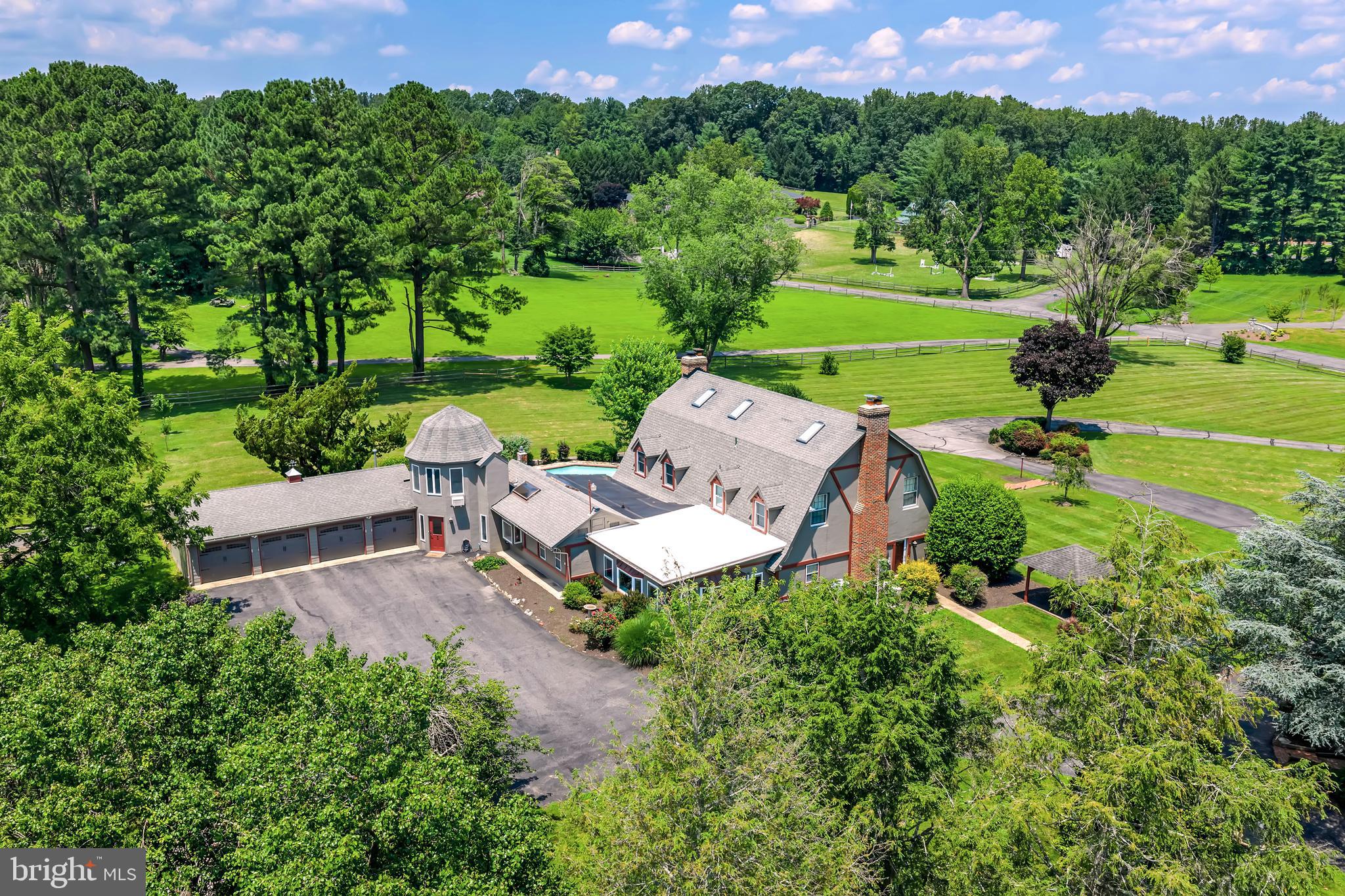 7700 MANOR HOUSE DRIVE