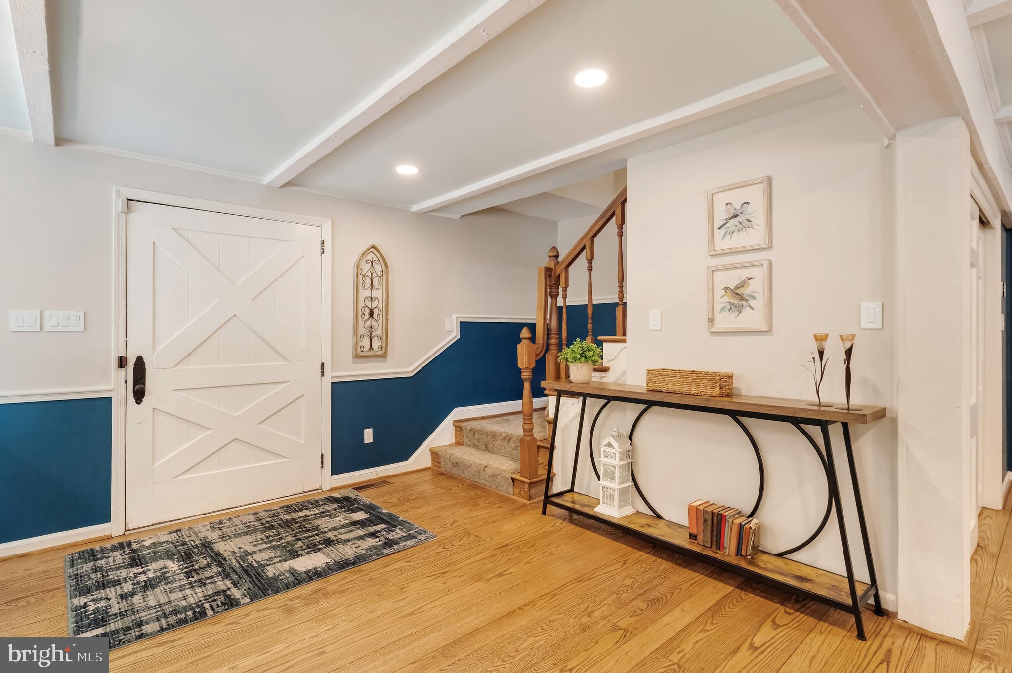 ENGLISH HILLS - Residential