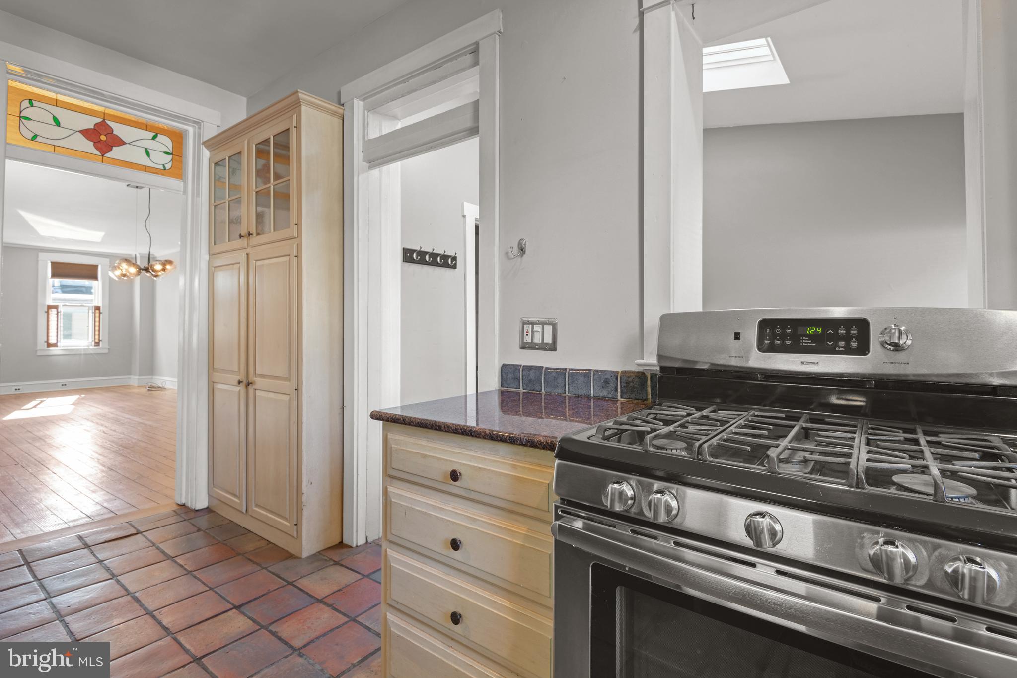 CHESTNUT HILL - Residential