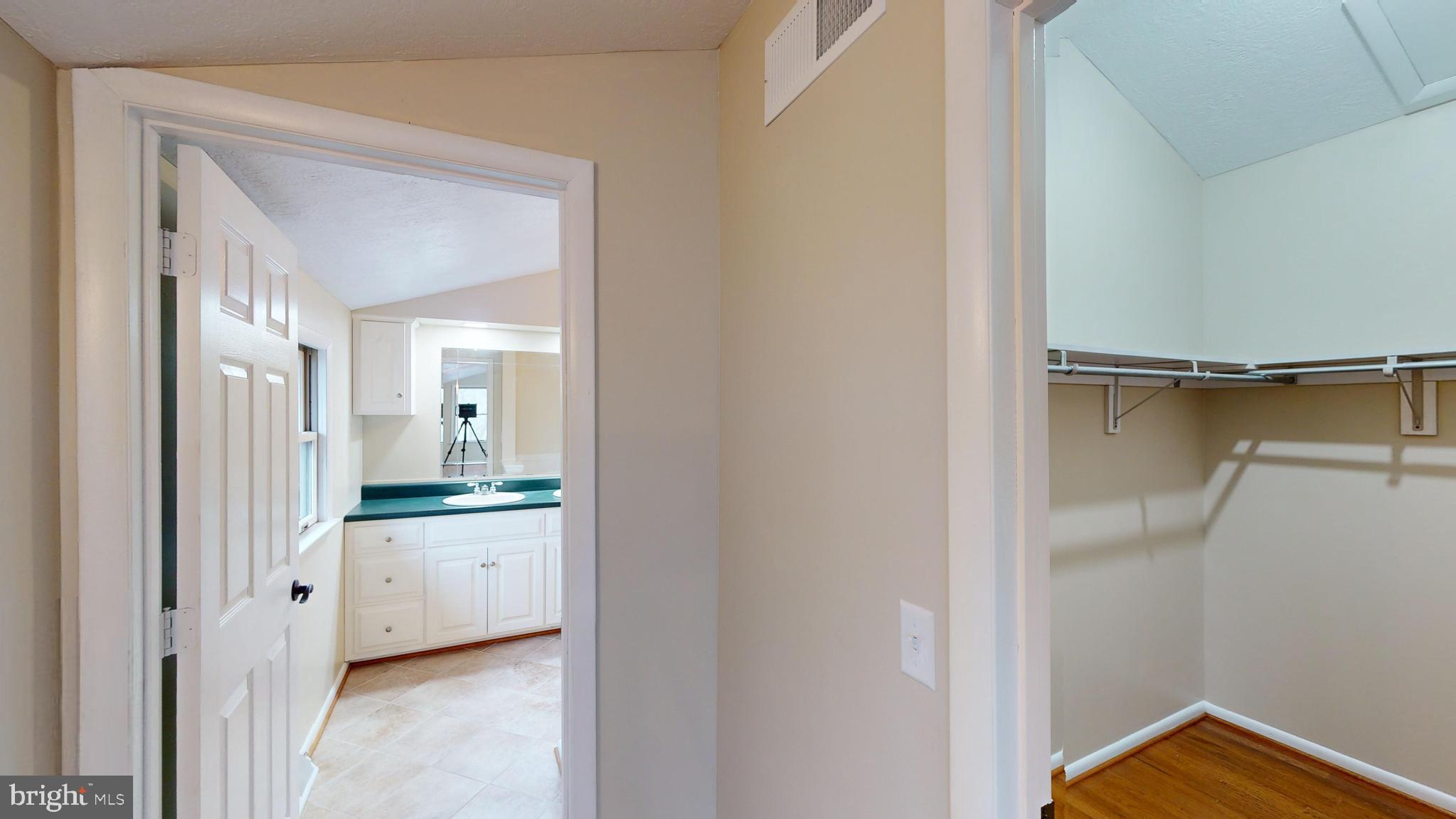 THE PRESERVE AT NEW CREEK LAKE - Residential