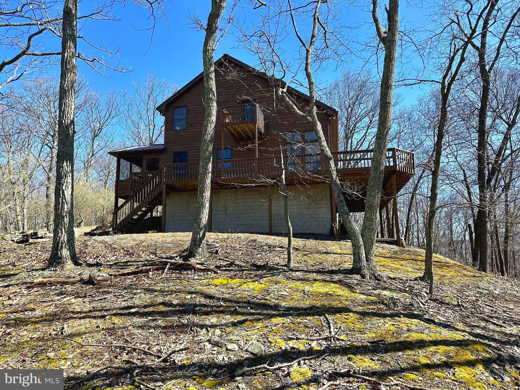 THE PRESERVE AT NEW CREEK LAKE - Residential