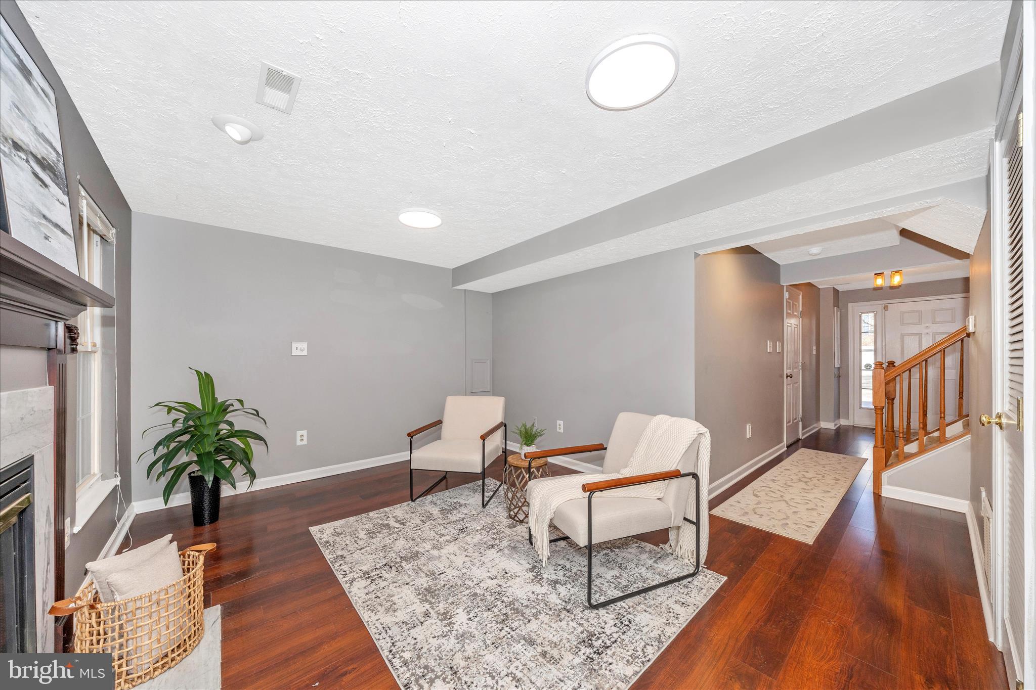 FREDERICKTOWNE VILLAGE - Residential