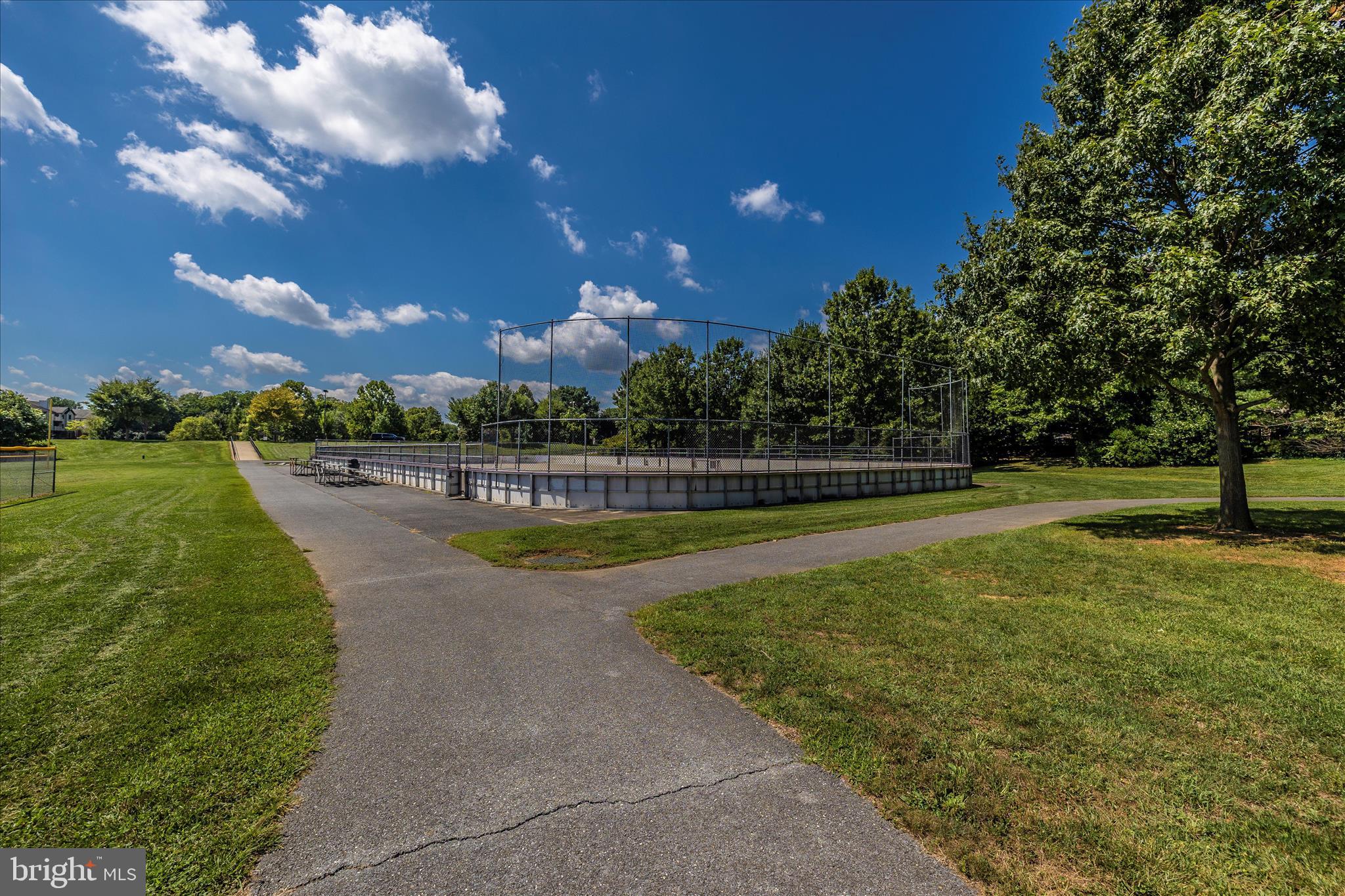 FREDERICKTOWNE VILLAGE - Residential