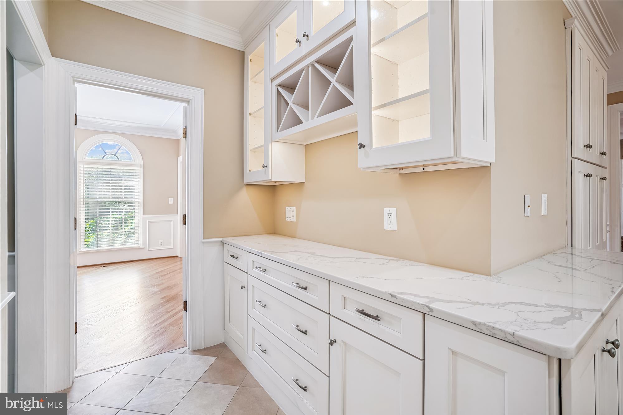 BEVERLY FARMS - Residential