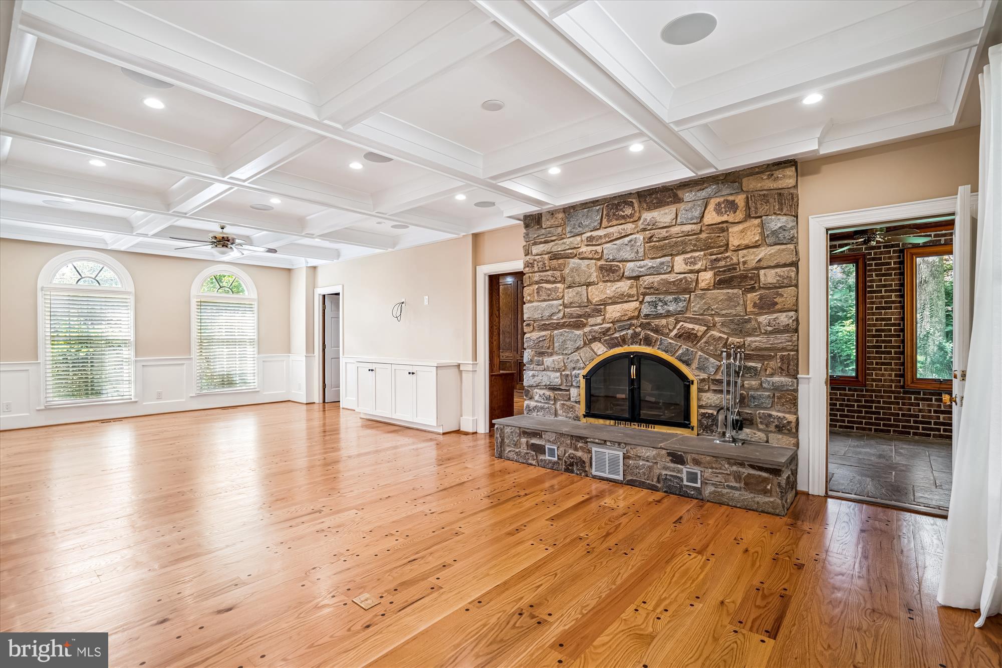 BEVERLY FARMS - Residential