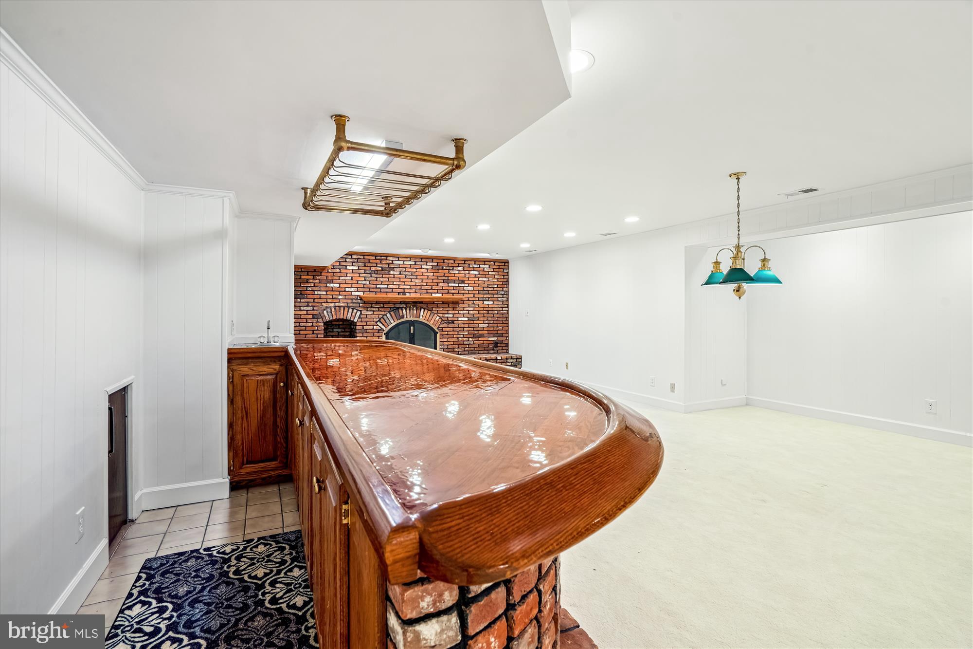 BEVERLY FARMS - Residential