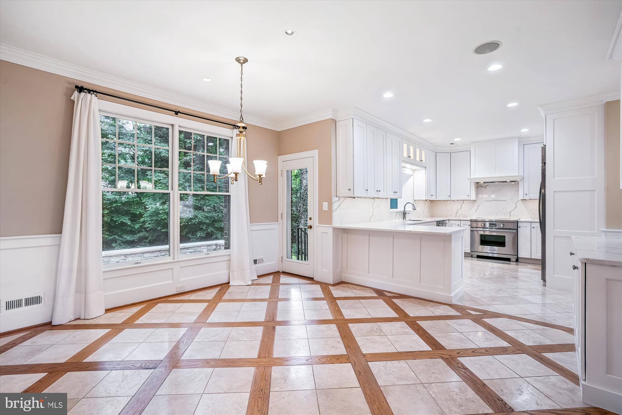 BEVERLY FARMS - Residential