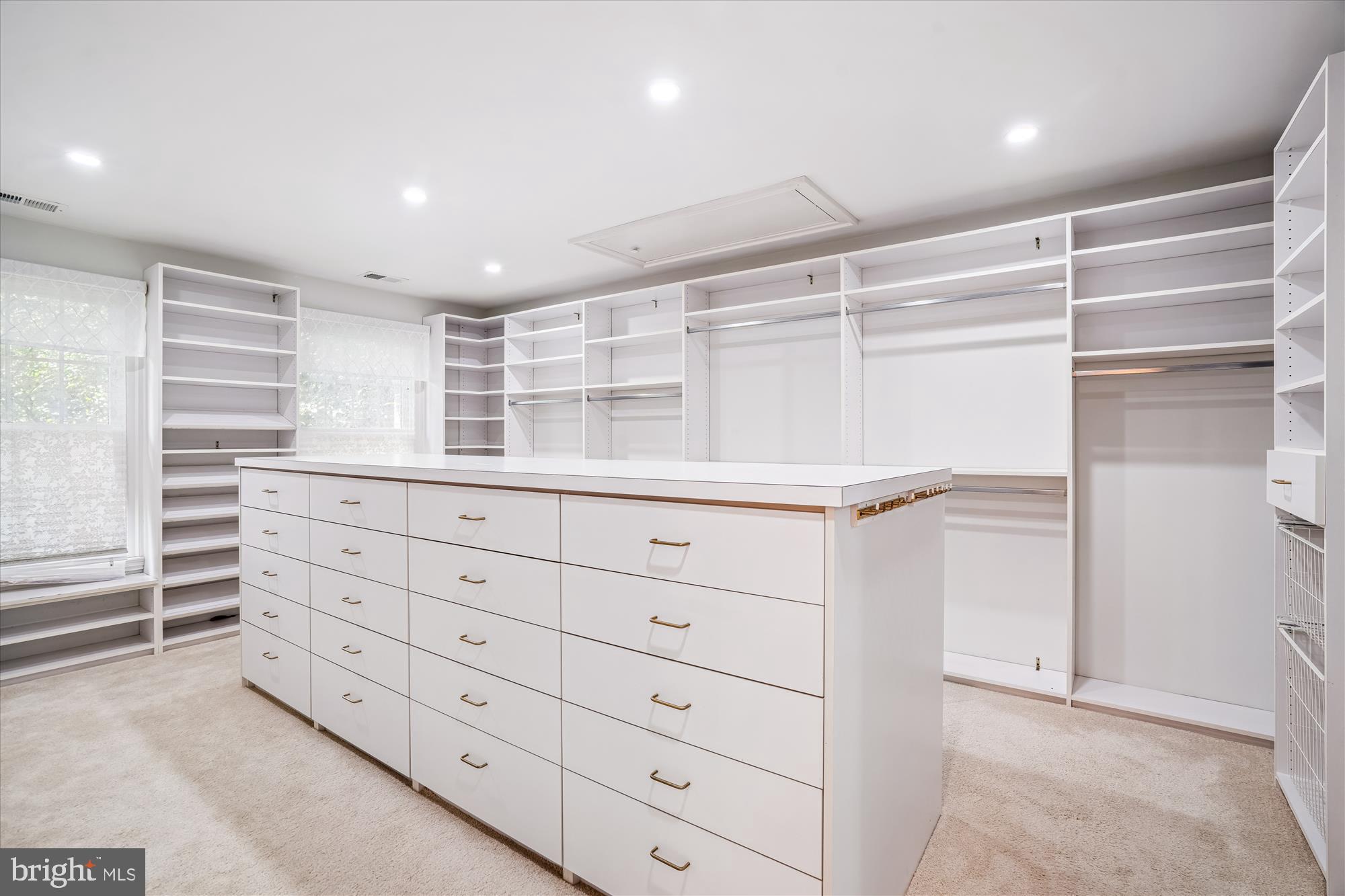 BEVERLY FARMS - Residential