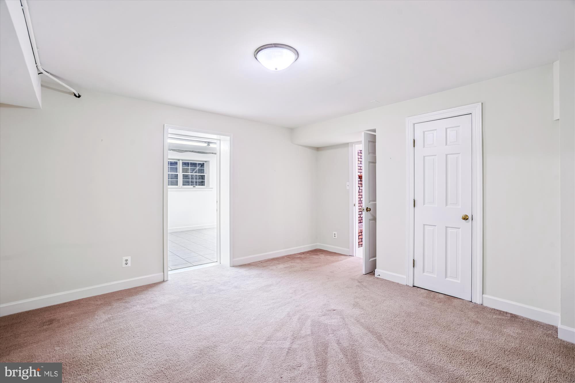 BEVERLY FARMS - Residential