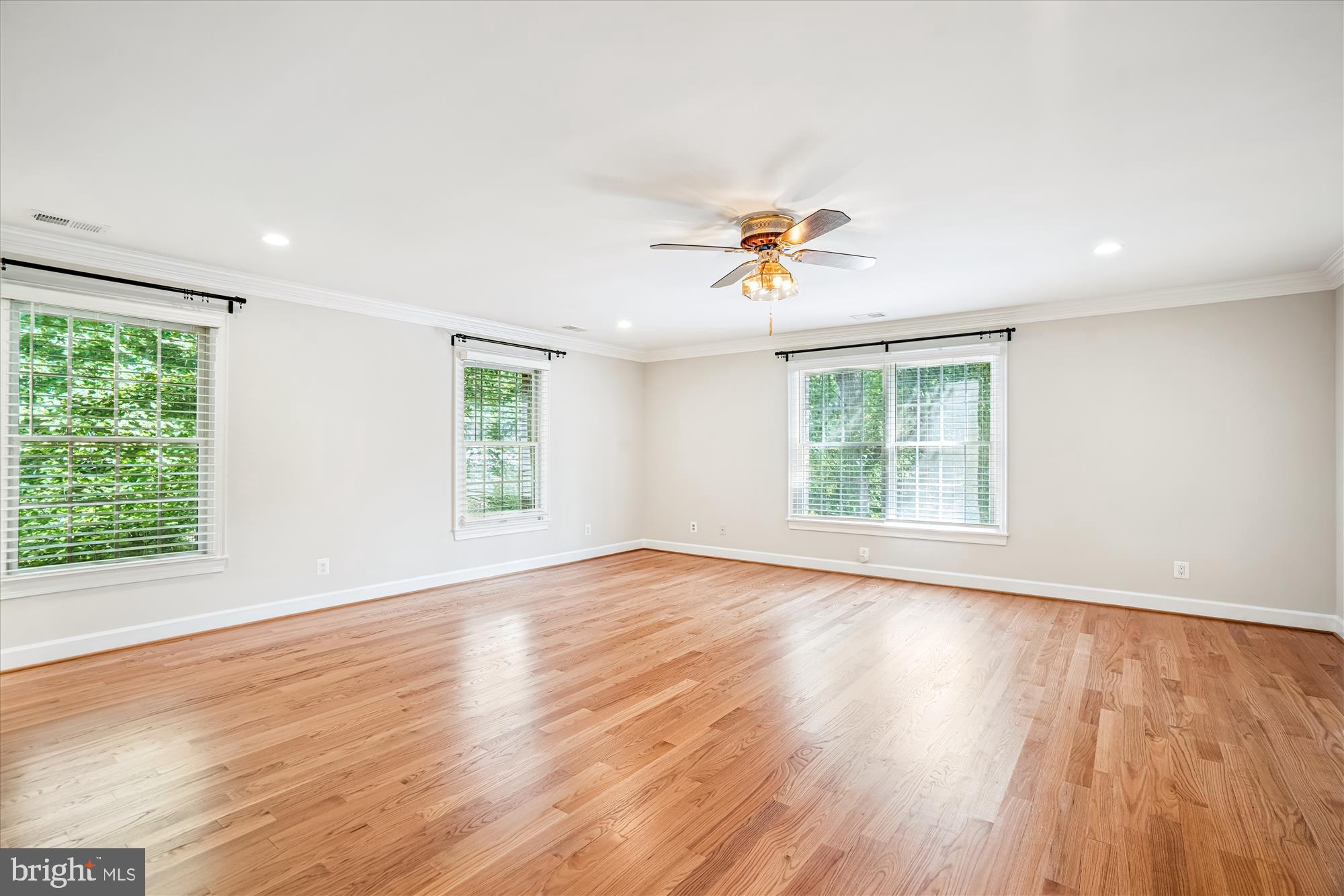 BEVERLY FARMS - Residential