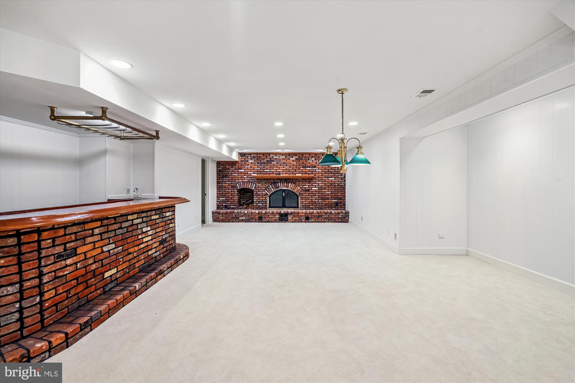 BEVERLY FARMS - Residential