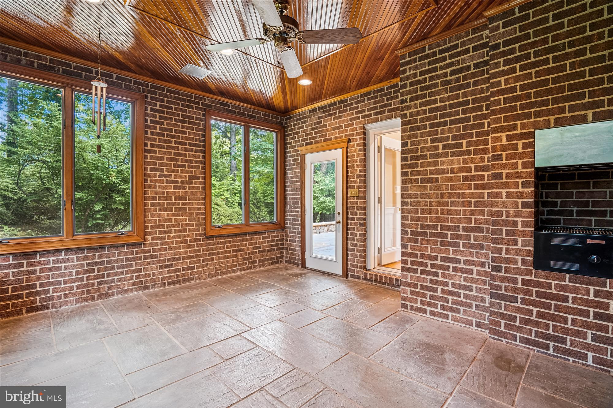 BEVERLY FARMS - Residential