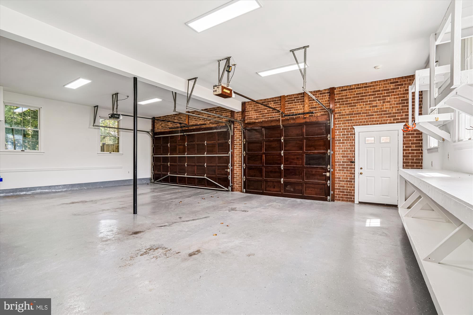 BEVERLY FARMS - Residential