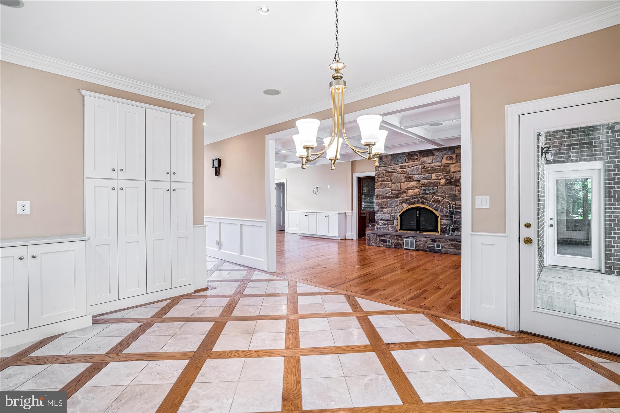 BEVERLY FARMS - Residential