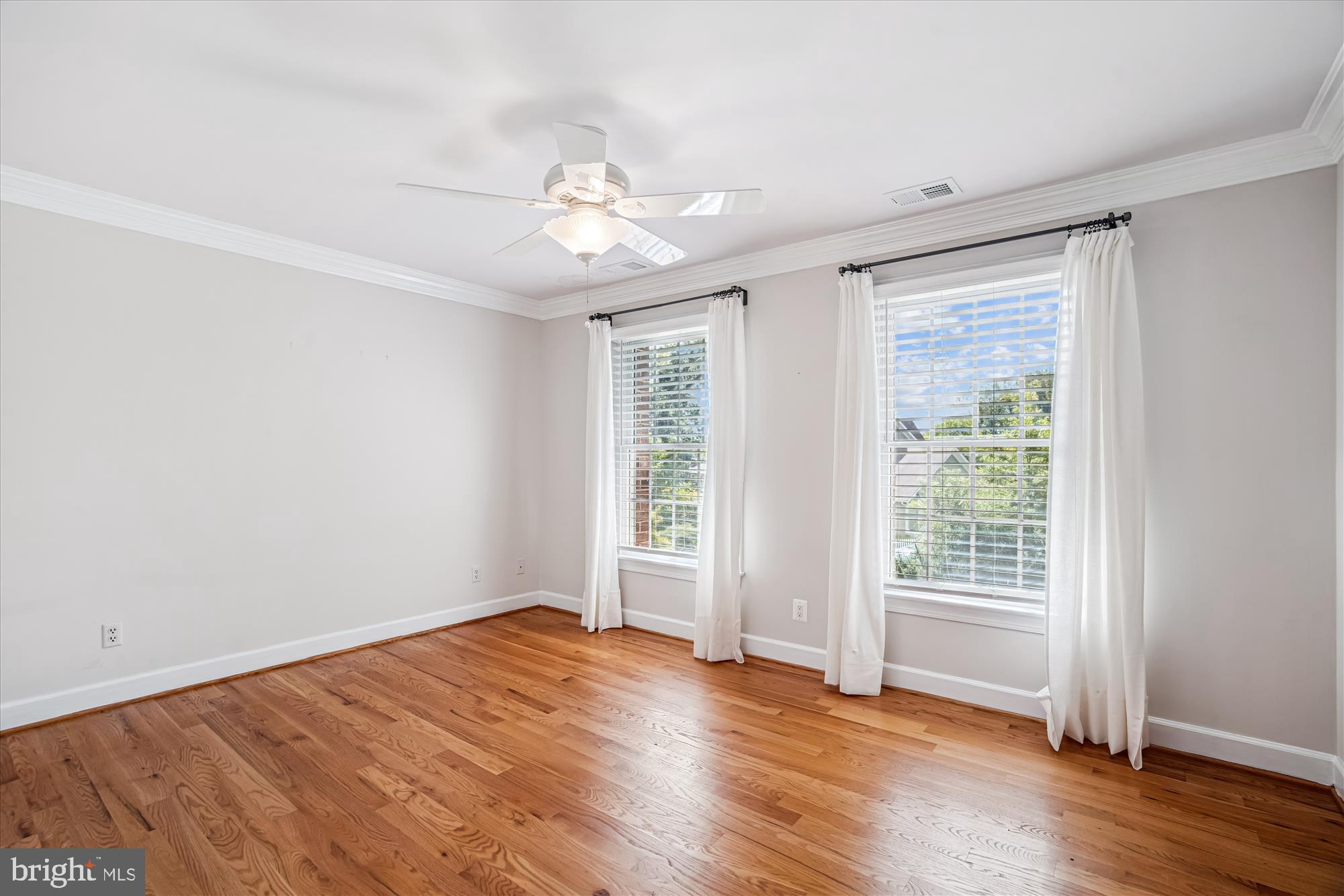 BEVERLY FARMS - Residential