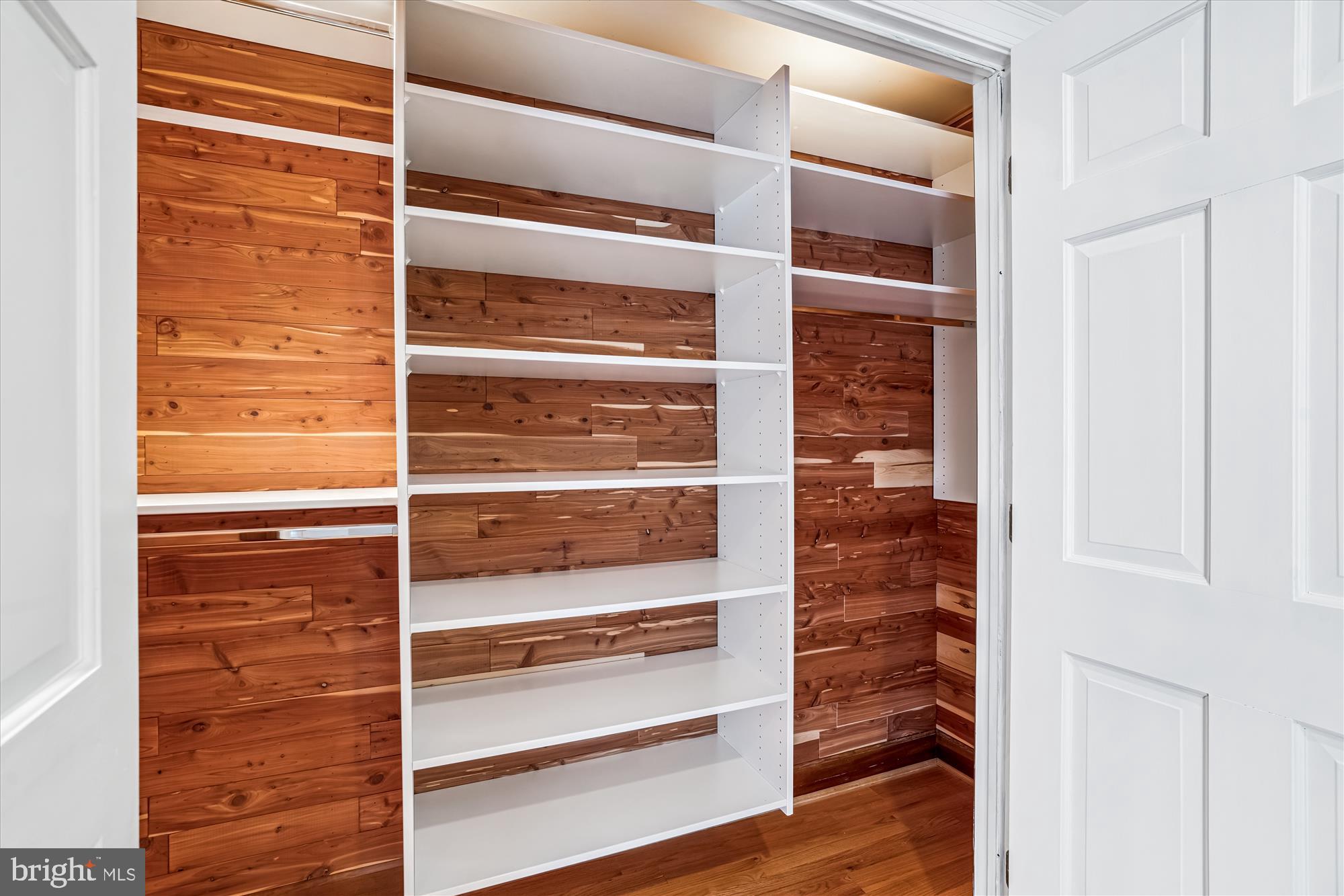 BEVERLY FARMS - Residential