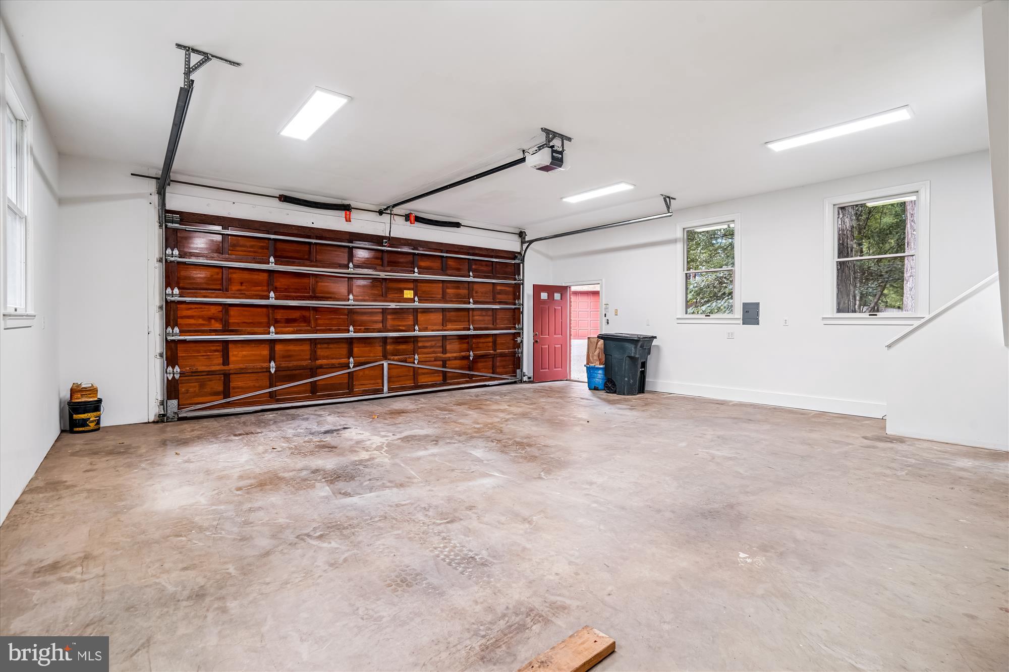 BEVERLY FARMS - Residential