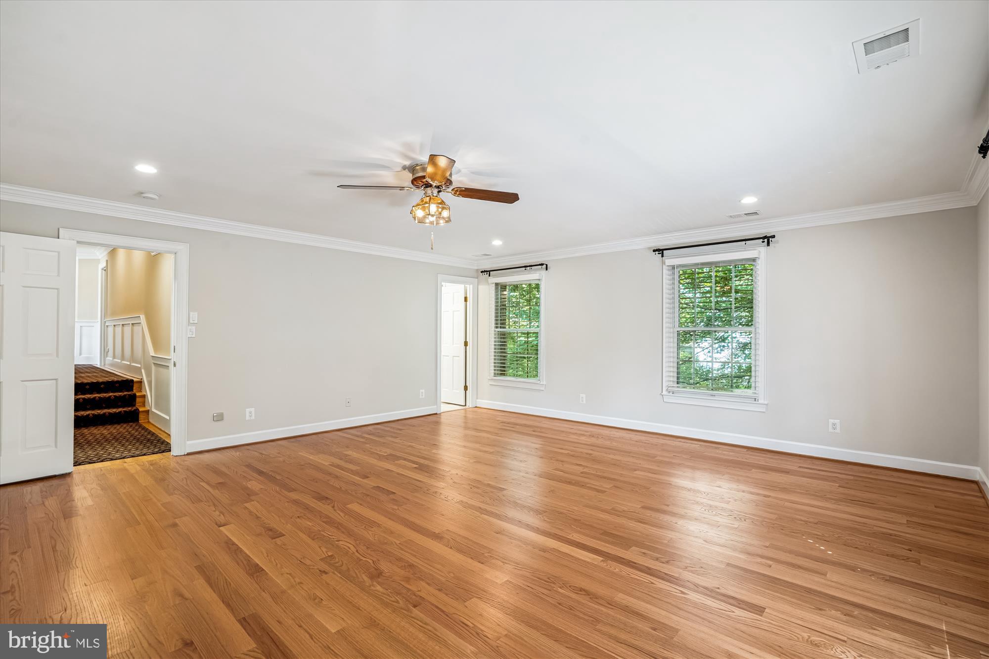 BEVERLY FARMS - Residential