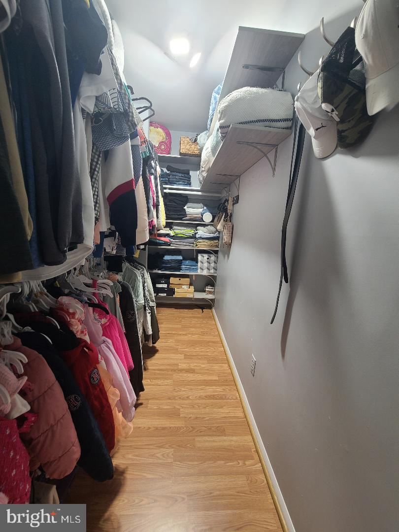 PROVINCES - Residential