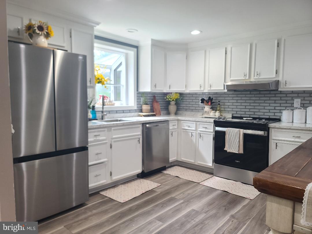 PROVINCES - Residential