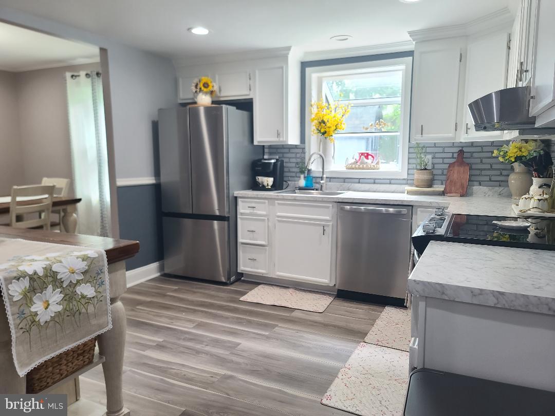 PROVINCES - Residential