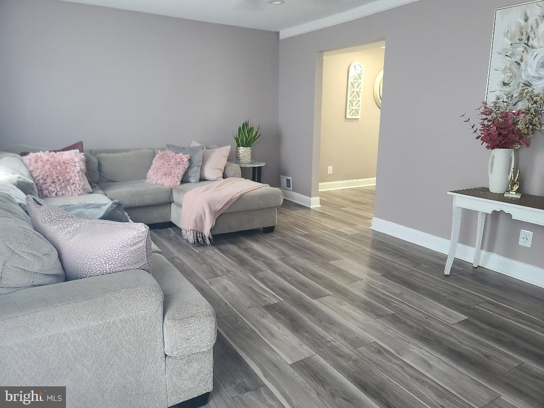 PROVINCES - Residential