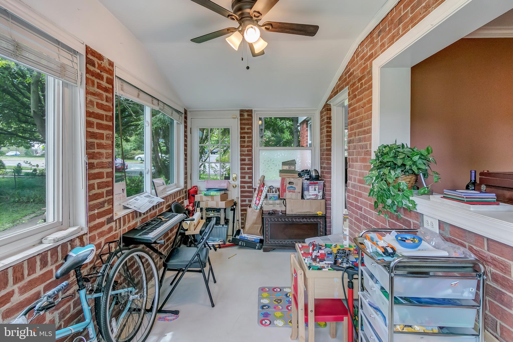 BERKSHIRE GARDENS - Residential Lease