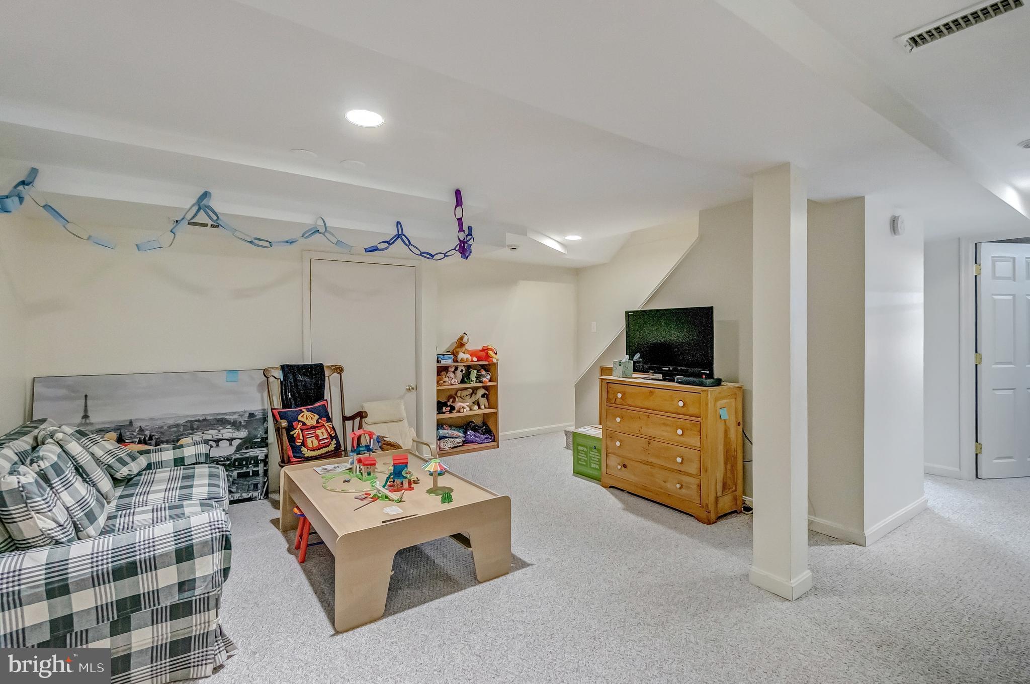 BERKSHIRE GARDENS - Residential Lease