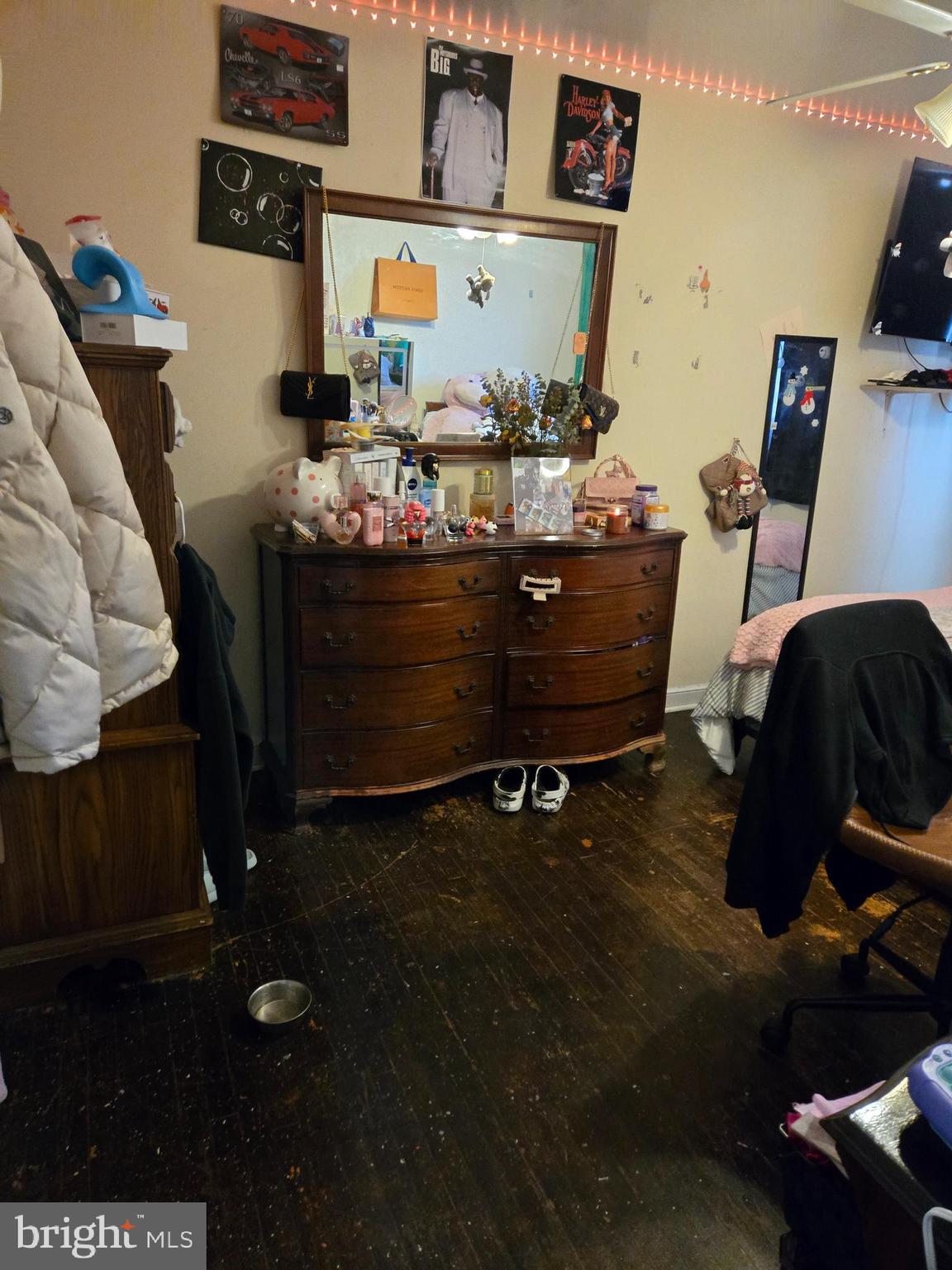 MAYFAIR - Residential