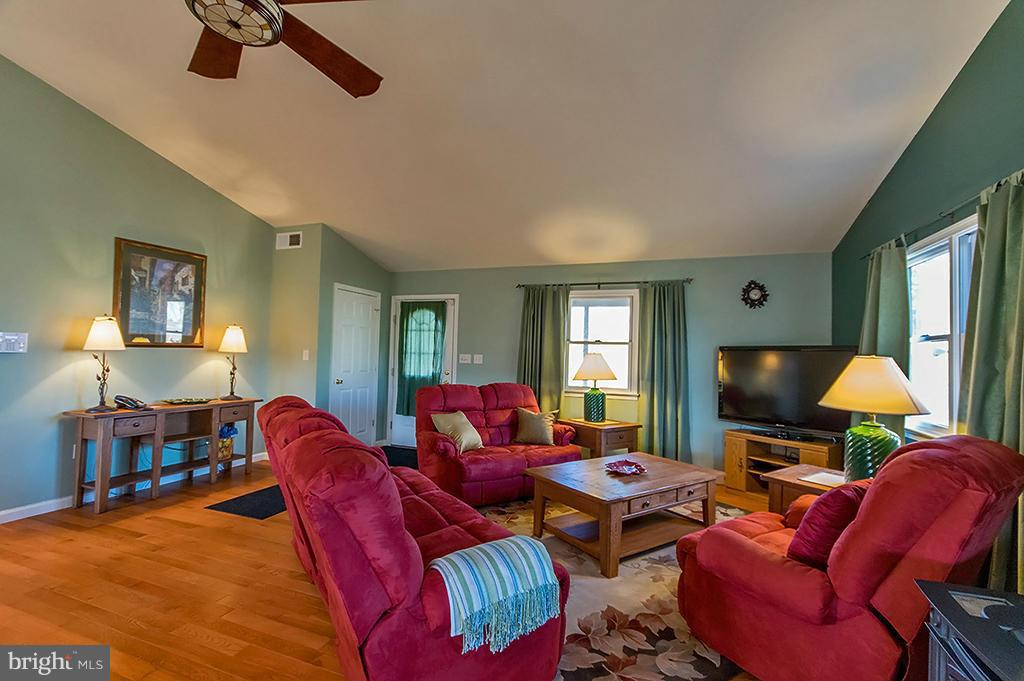 HIGHLAND HILLS - Residential