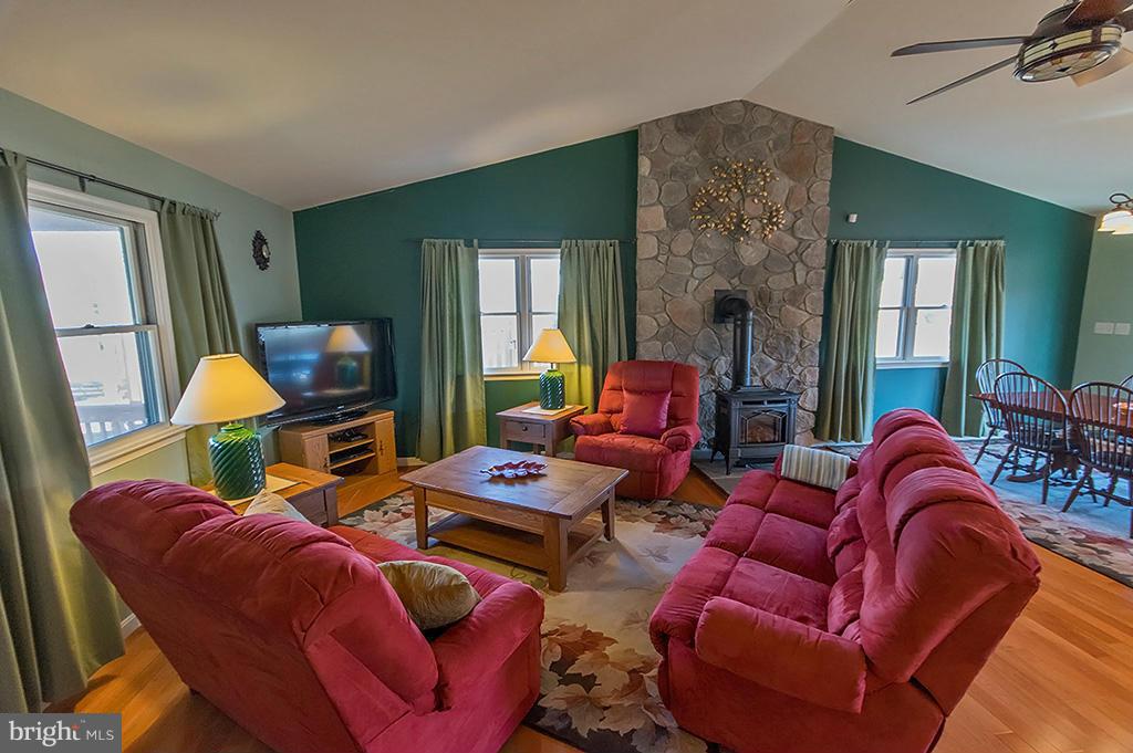 HIGHLAND HILLS - Residential