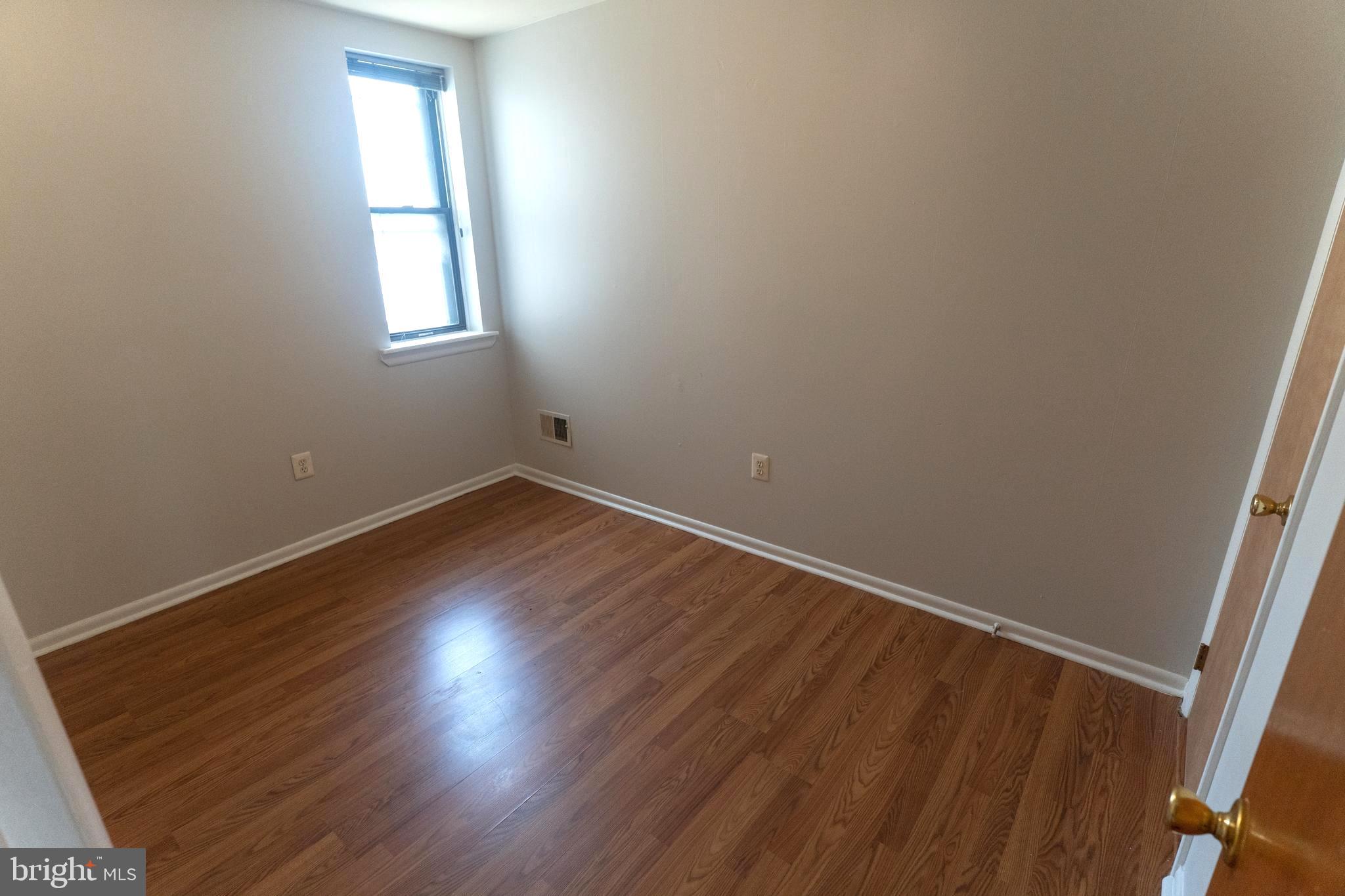 GRADUATE HOSPITAL - Residential