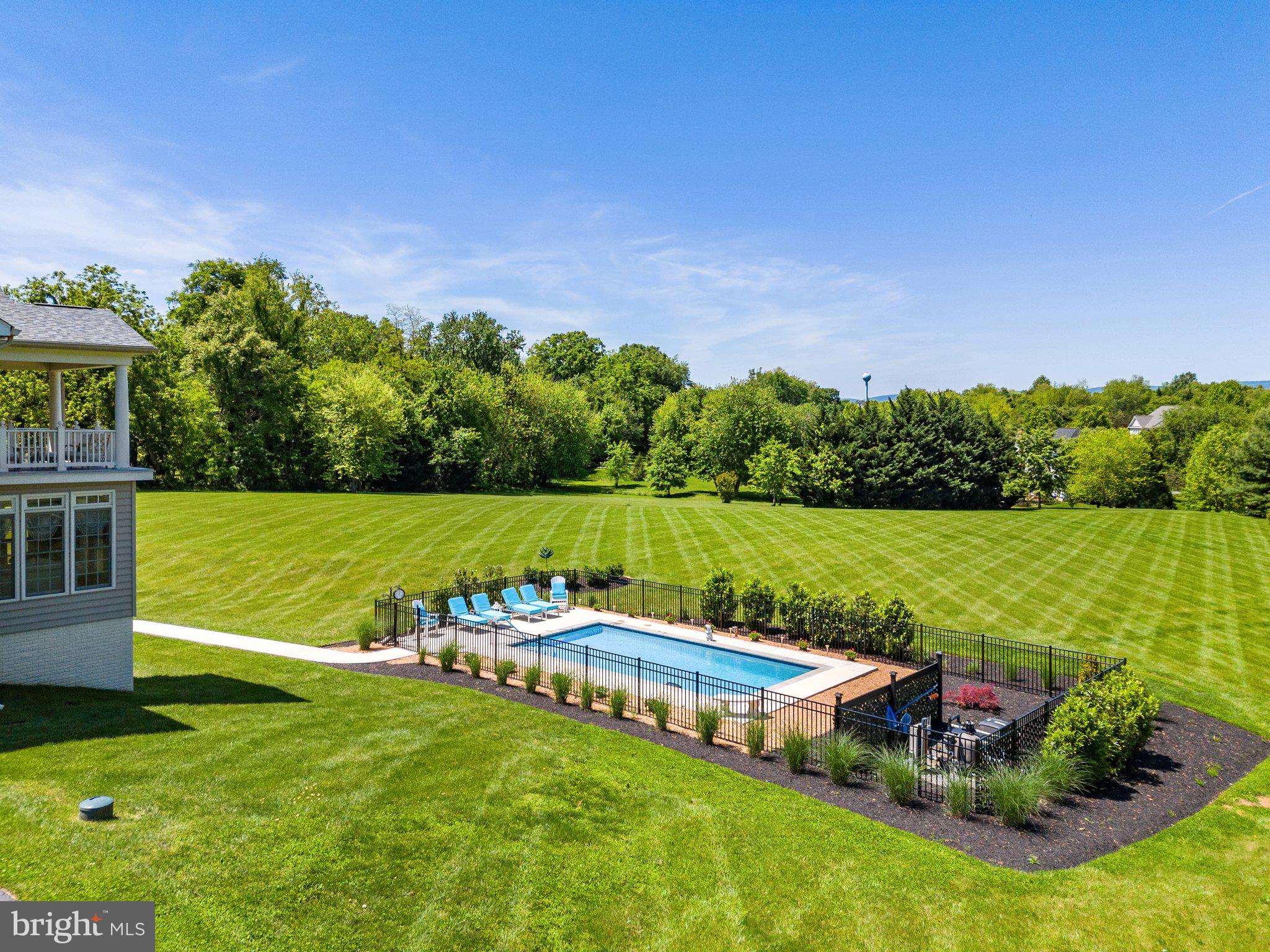 BROADOAK - Residential