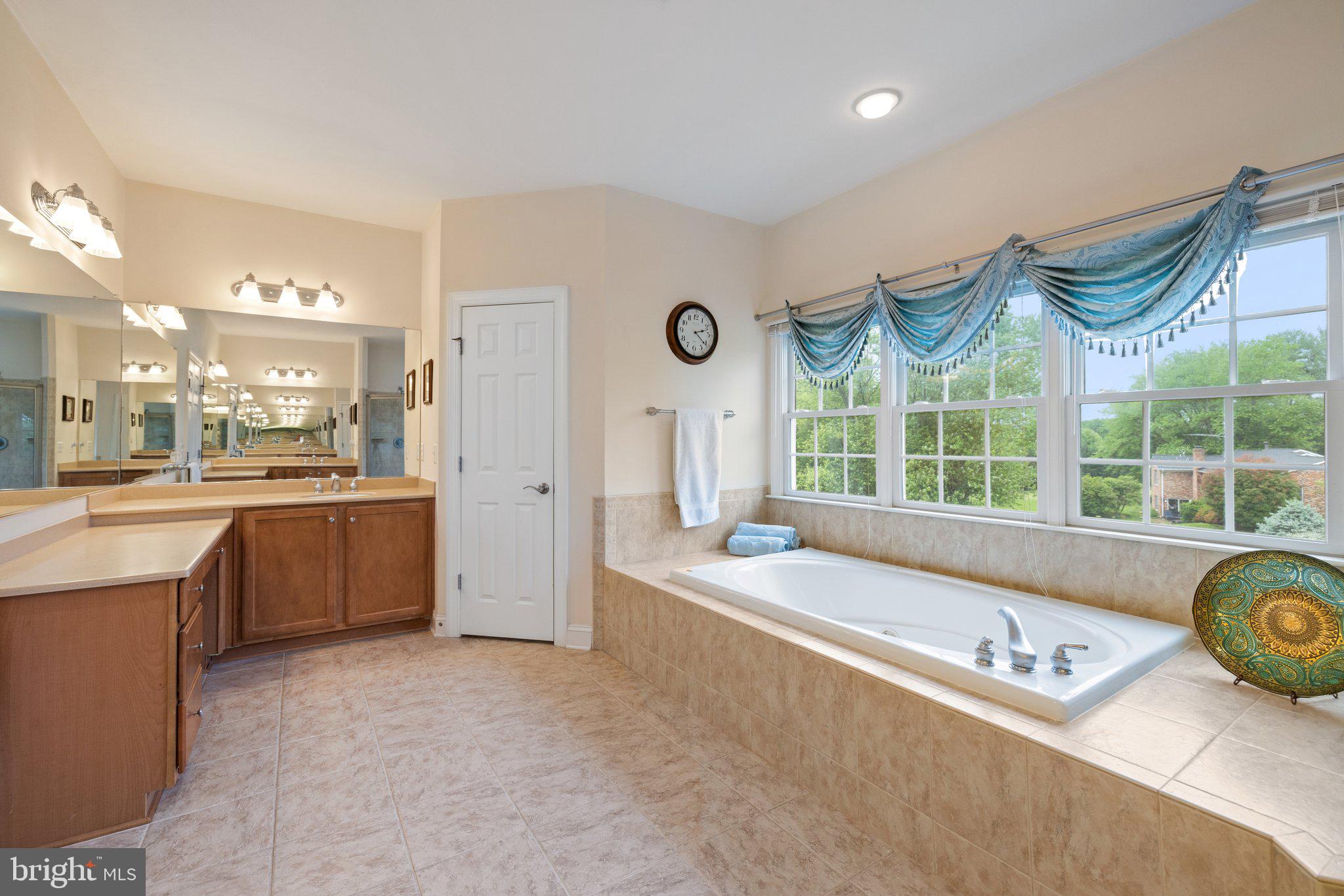 BROADOAK - Residential