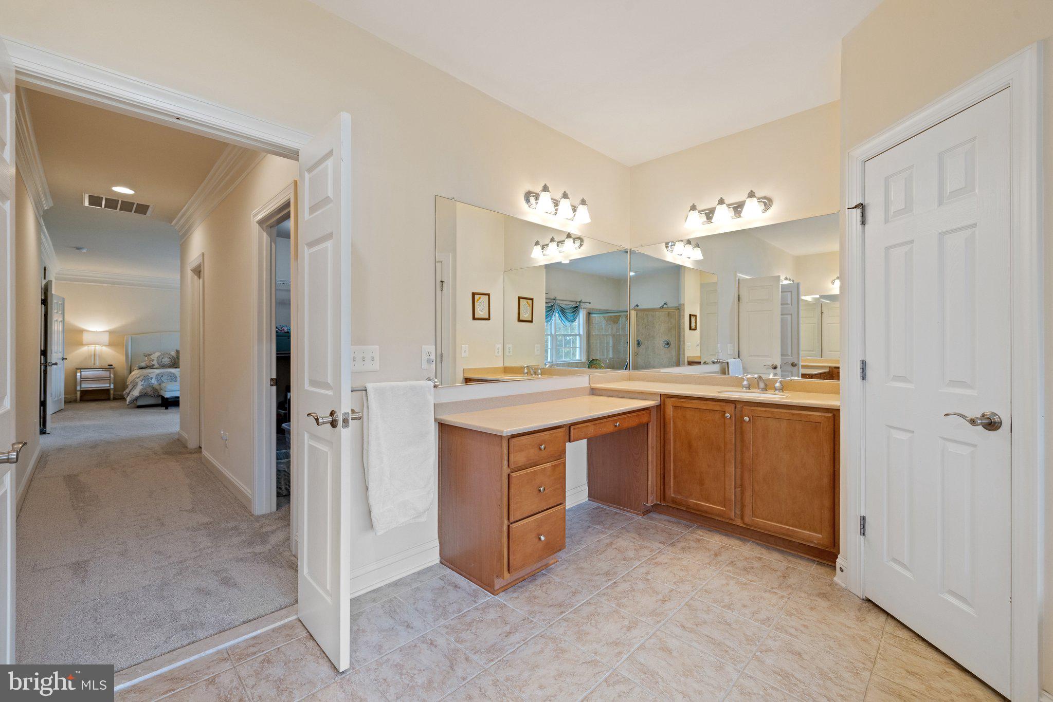 BROADOAK - Residential