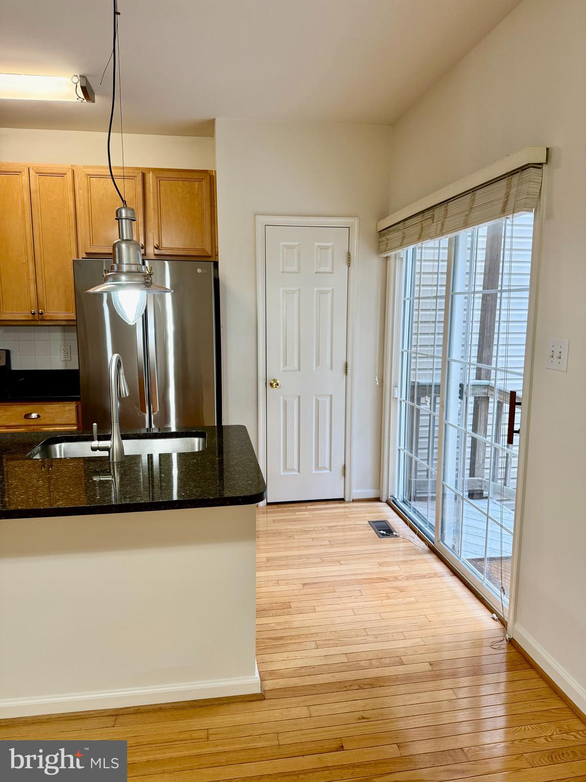 KINGSVIEW VILLAGE - Residential Lease