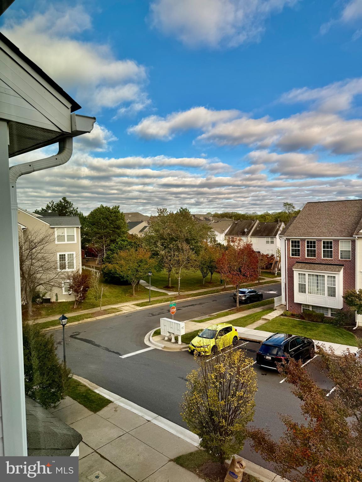 KINGSVIEW VILLAGE - Residential Lease