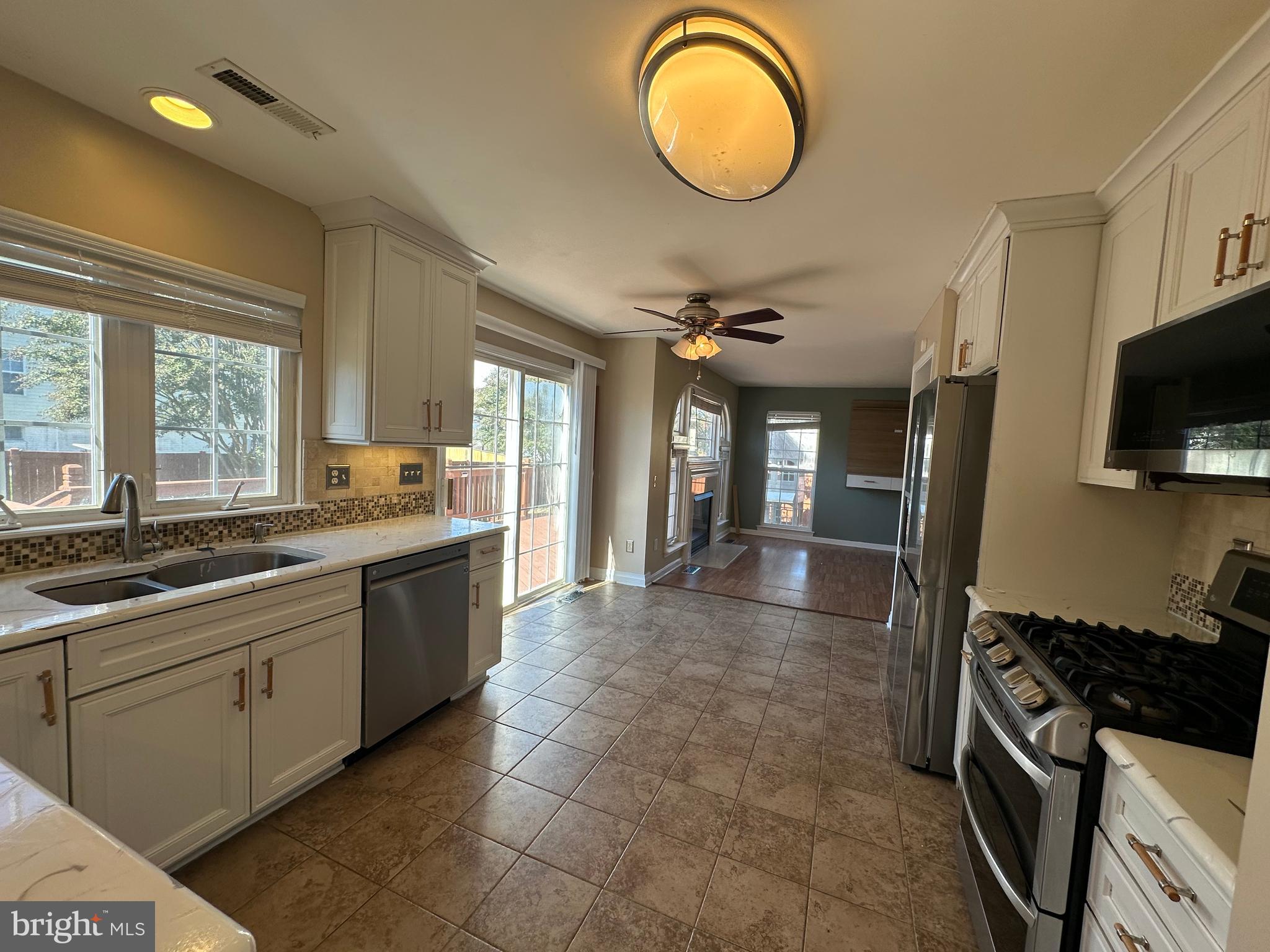 KINGSVIEW SUB - Residential